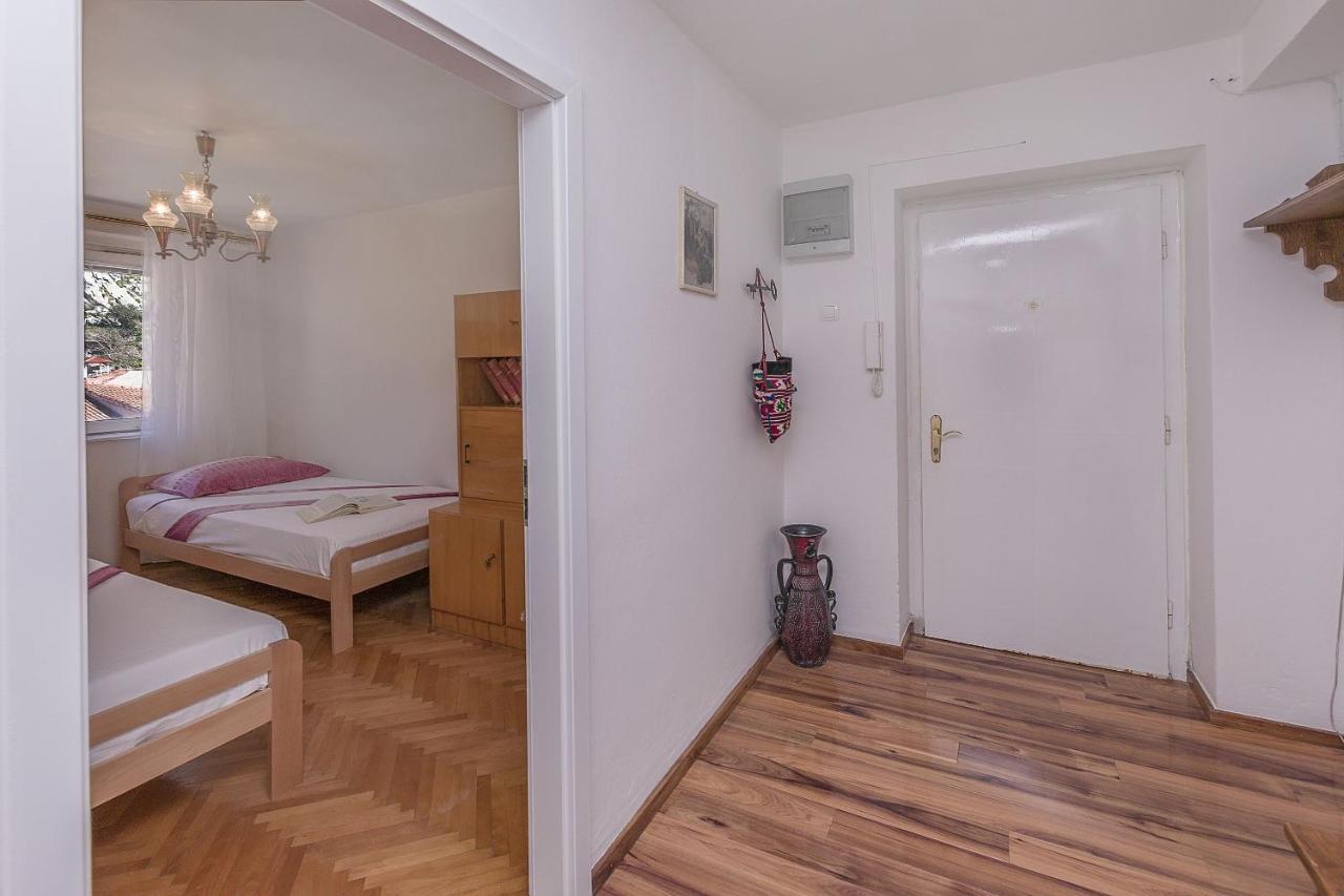 Apartment Nansy Omiš Extérieur photo