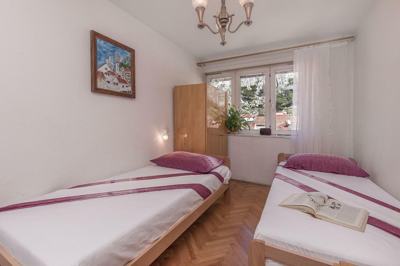 Apartment Nansy Omiš Extérieur photo