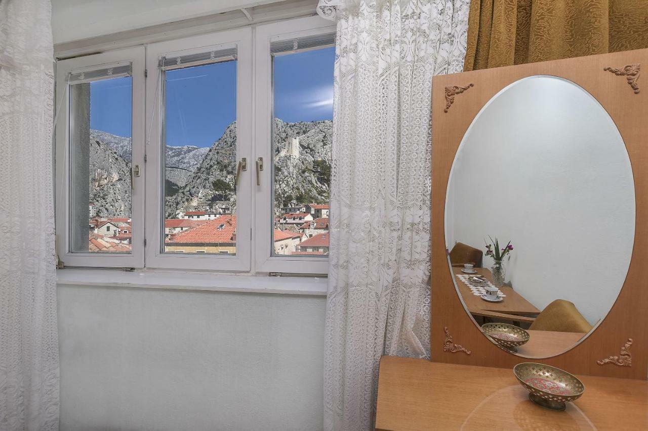 Apartment Nansy Omiš Extérieur photo